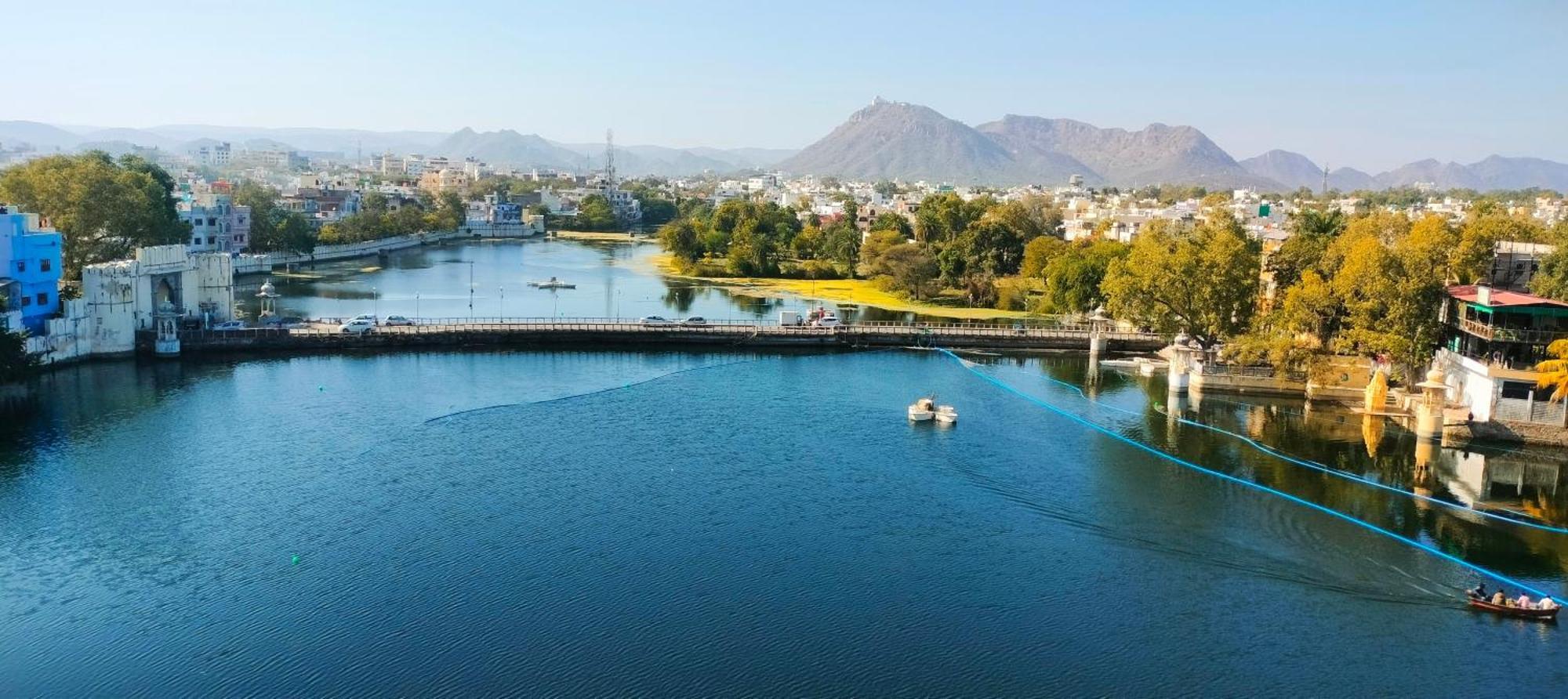 Antariksh Hotel Udaipur Ngoại thất bức ảnh